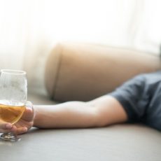 Dlaczego ESPERAL nie jest rozwiązaniem w chorobie alkoholowej?